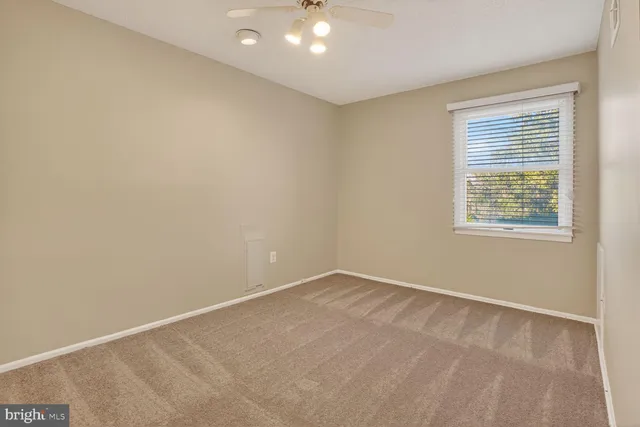 $3,200 | 7600 Lisle Avenue, Falls Church, VA 22043