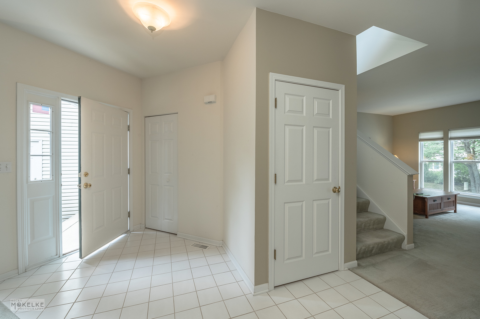 363 Ridge Road North Aurora, IL 60542 - Photo 3 of 26