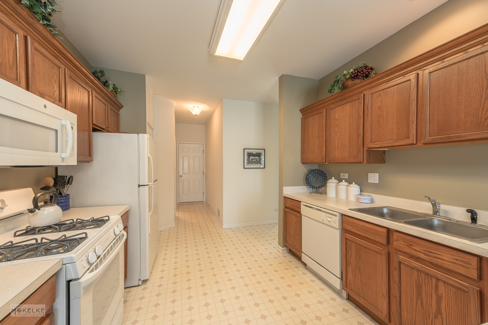 363 Ridge Road North Aurora, IL 60542 - Photo 9 of 26