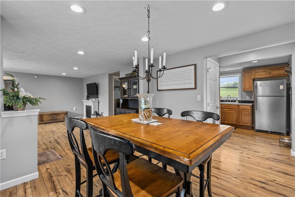 231 Hannahstown Road Cabot, PA 16023 - Photo 6 of 25 a view of a dining room with furniture