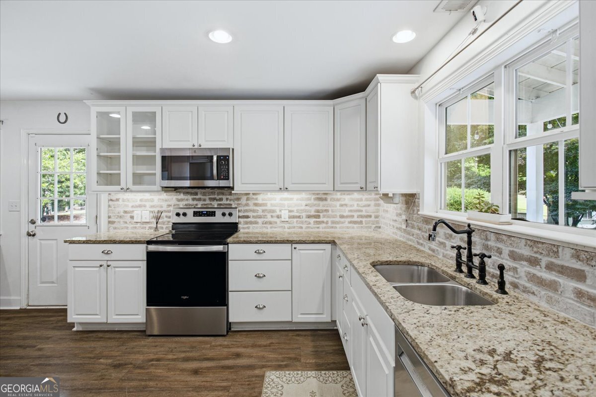 267 Joe Cox Road Sharpsburg, GA 30277 - Photo 16 of 83