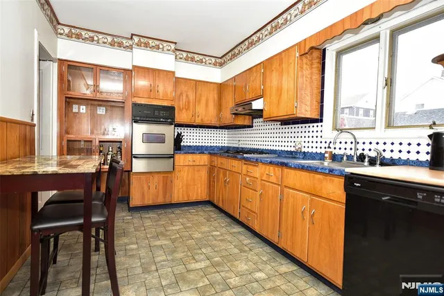 $618,000 | 417 Franklin Avenue, Hasbrouck Heights, NJ 07604