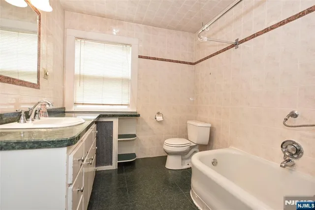 $618,000 | 417 Franklin Avenue, Hasbrouck Heights, NJ 07604