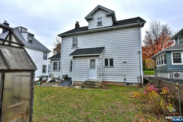 $618,000 | 417 Franklin Avenue, Hasbrouck Heights, NJ 07604