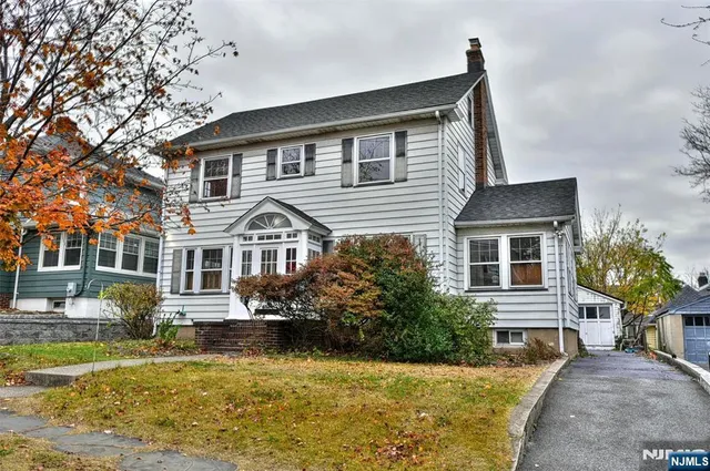 $618,000 | 417 Franklin Avenue, Hasbrouck Heights, NJ 07604