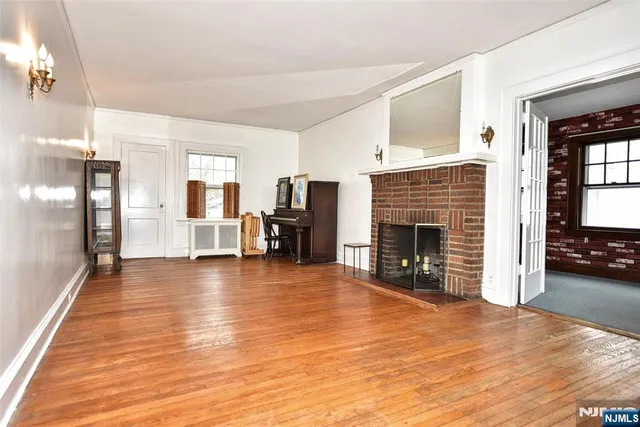 $618,000 | 417 Franklin Avenue, Hasbrouck Heights, NJ 07604