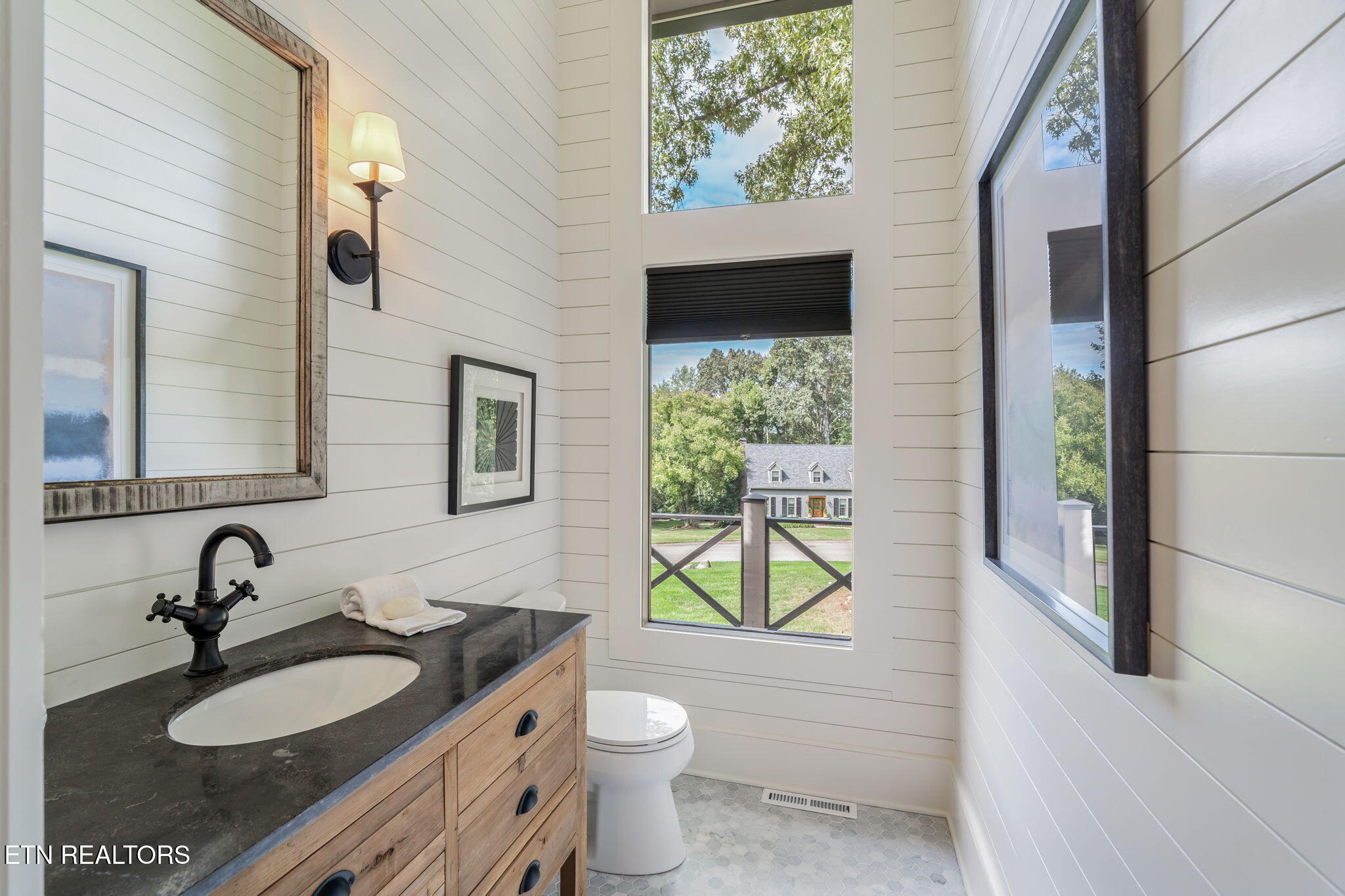 6526 Westminster Road Knoxville, TN 37919 - Photo 29 of 60 29-web-or-mls-6526 Westminster Road-17