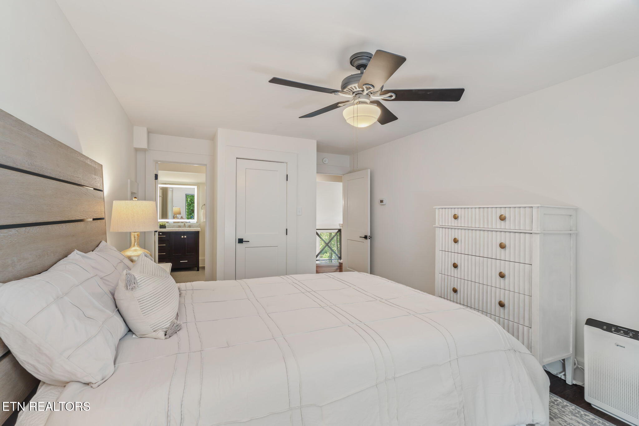 6526 Westminster Road Knoxville, TN 37919 - Photo 46 of 60 46-web-or-mls-6526 Westminster Road-34