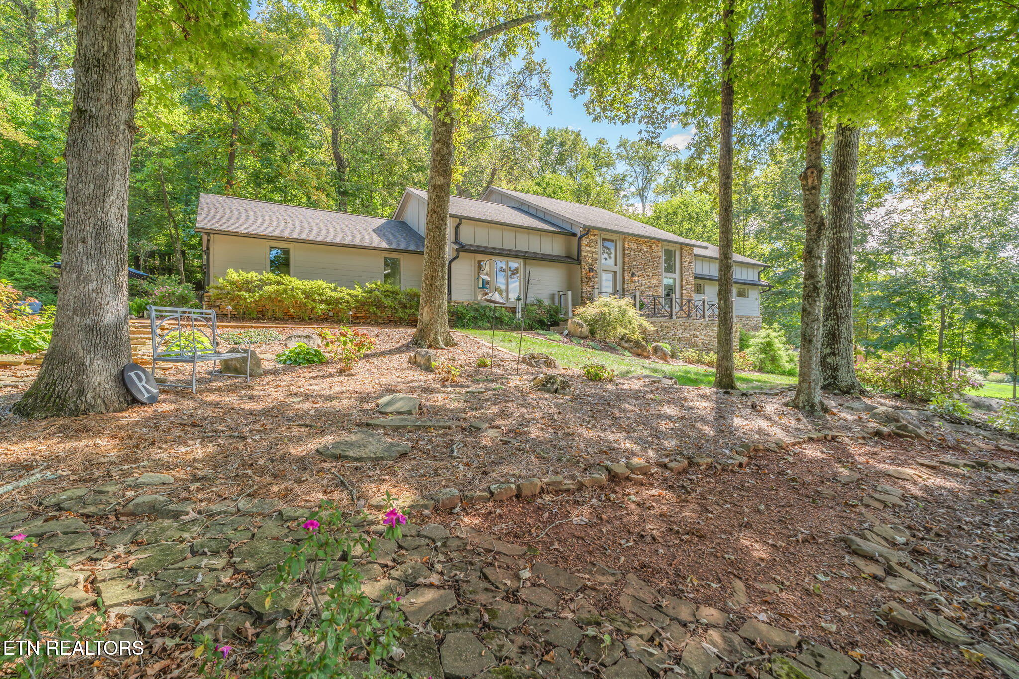 6526 Westminster Road Knoxville, TN 37919 - Photo 6 of 60 6-web-or-mls-6526 Westminster Road-62