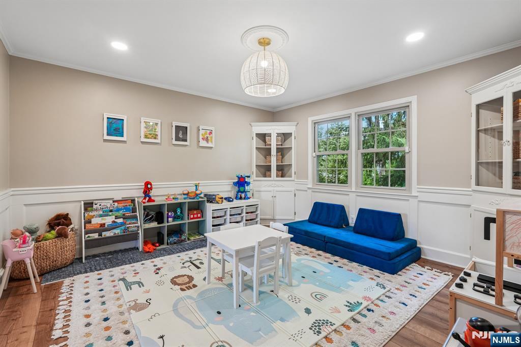 4 Holyoke Road Wayne, NJ 07470 - Photo 22 of 50