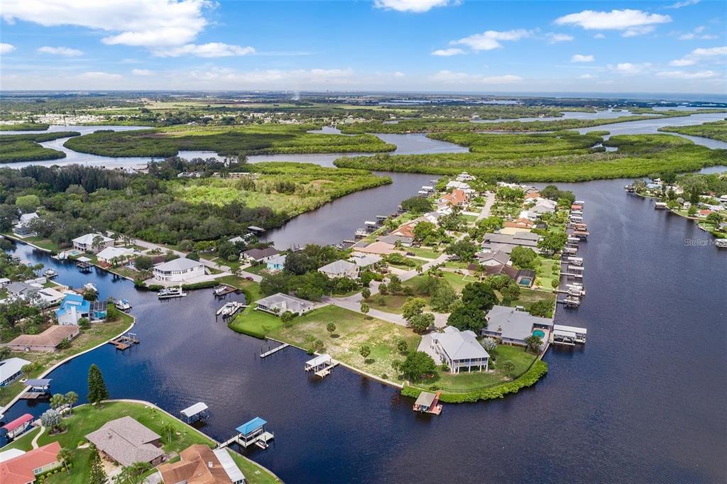 304 14th Street Southwest Ruskin, FL 33570 - Photo 7 of 7