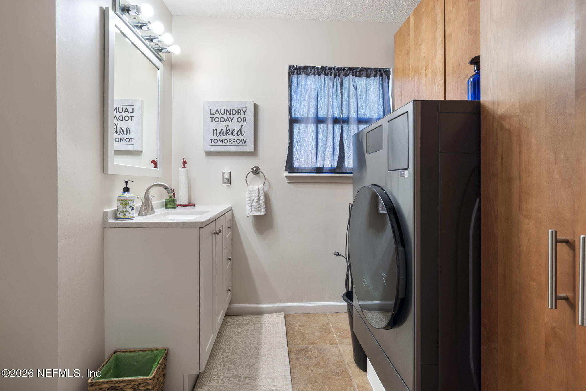 3093 Nautilus Road Middleburg, FL 32068 - Photo 31 of 41 Laundry Room