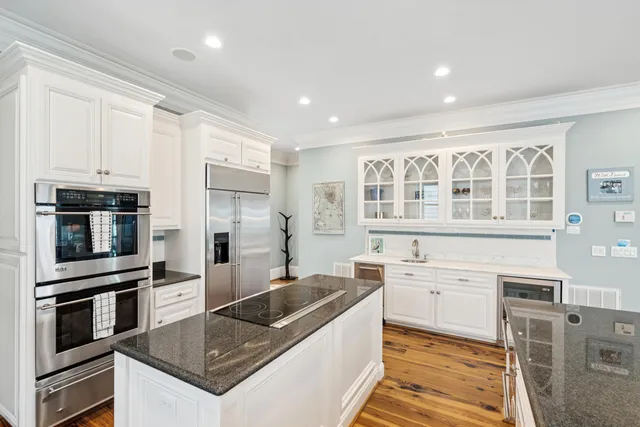 $2,795,000 | 25 Ocean Point Drive, Isle of Palms, SC 29451