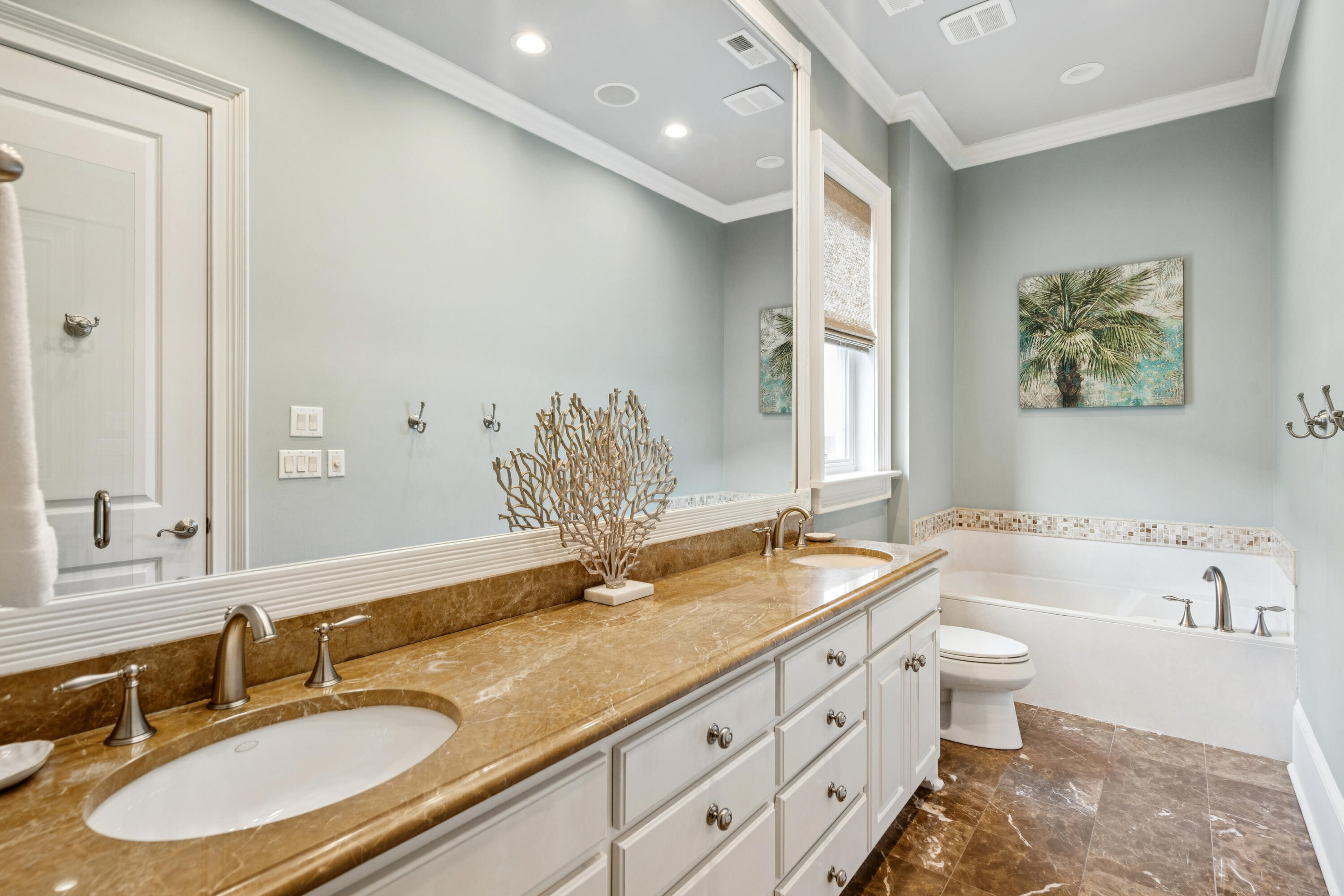 25 Ocean Point Drive Isle of Palms, SC 29451 - Photo 28 of 65 25OceanPointDr-KeenEyeMarketing-024