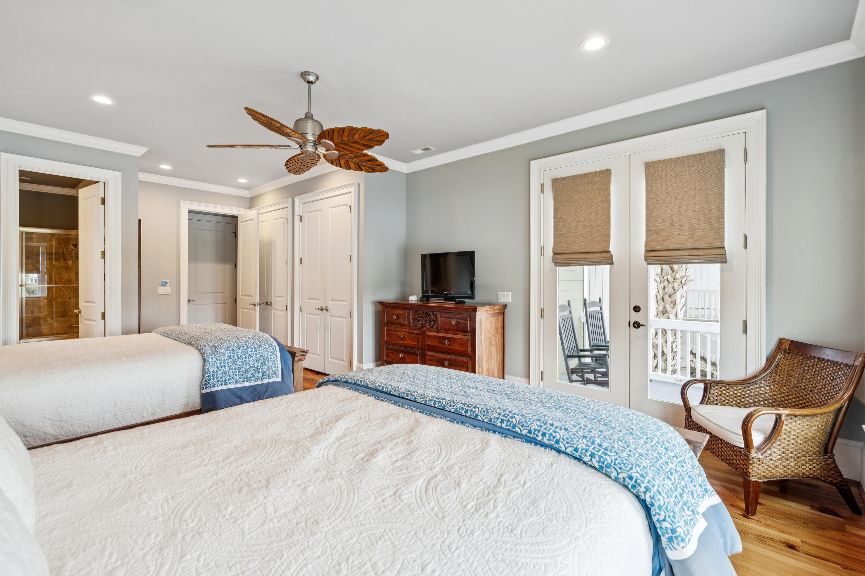 25 Ocean Point Drive Isle of Palms, SC 29451 - Photo 34 of 65 25OceanPointDr-KeenEyeMarketing-030