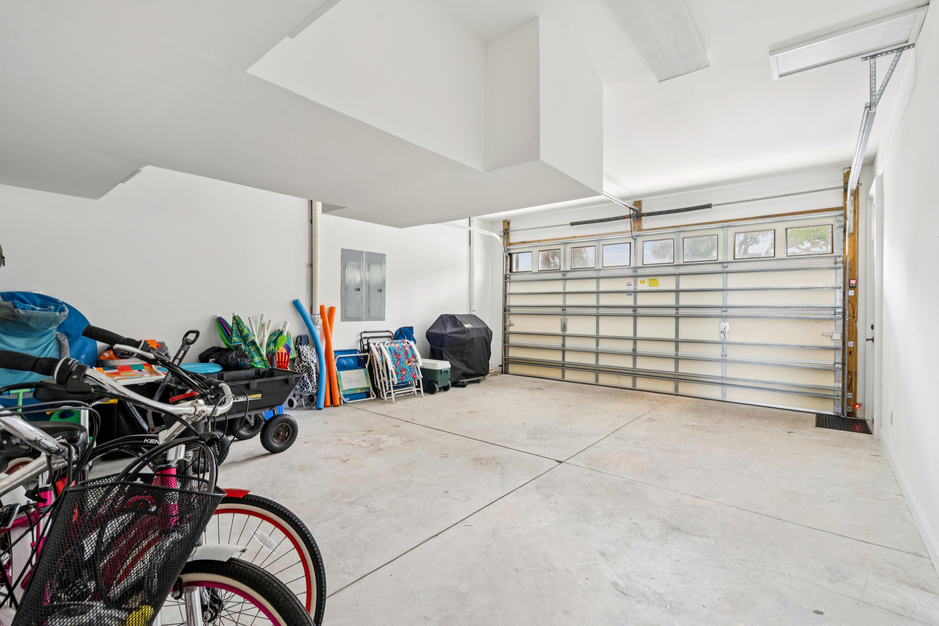 25 Ocean Point Drive Isle of Palms, SC 29451 - Photo 47 of 65 25OceanPointDr-KeenEyeMarketing-043