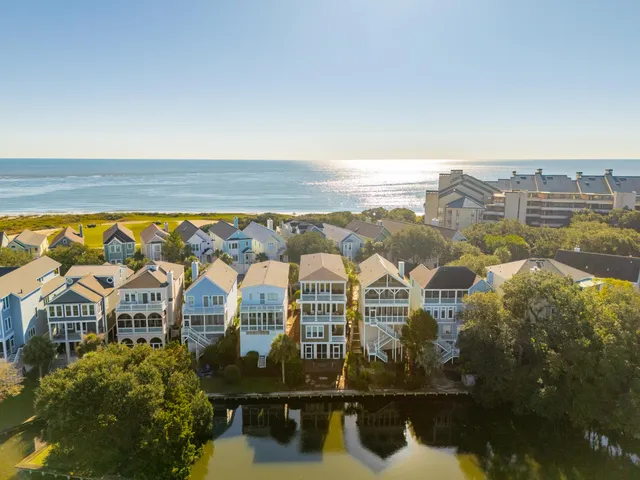 $2,795,000 | 25 Ocean Point Drive, Isle of Palms, SC 29451