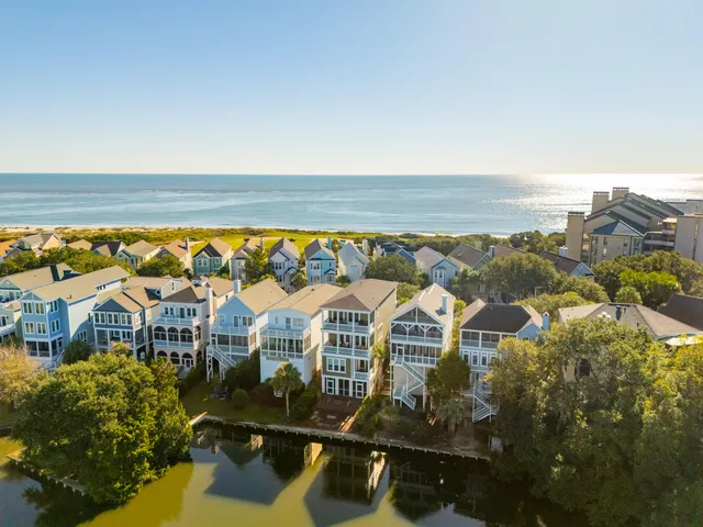 $2,795,000 | 25 Ocean Point Drive, Isle of Palms, SC 29451