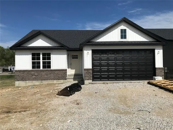 $319,900 | 1649 Flagstaff Drive, Festus, MO 63028