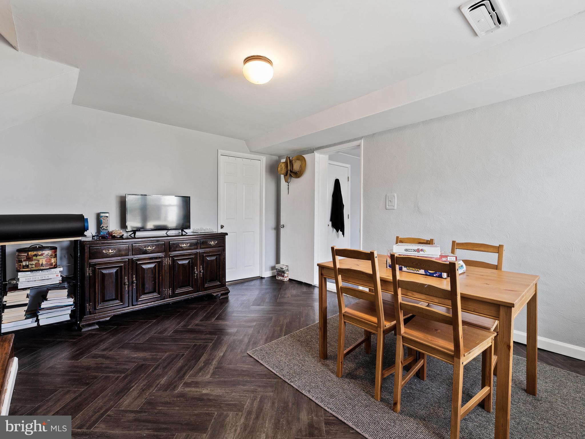 1023 Marksworth Road Baltimore, MD 21228 - Photo 22 of 33