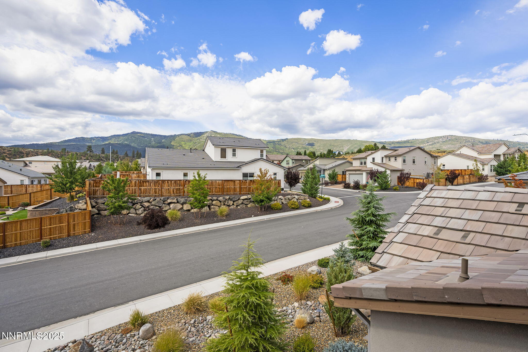 9131 Erickson Way Reno, NV 89439 - Photo 33 of 76 37-web-or-mls-_DSC1292