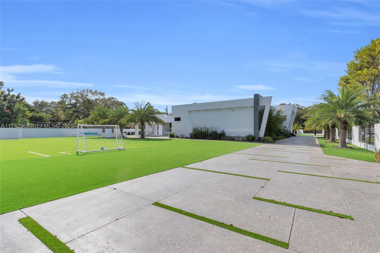 9890 Southwest 64th Street Miami, FL 33173 - Photo 52 of 61 a view of outdoor space yard and entertaining space