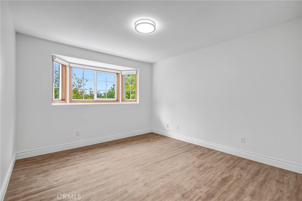1249 Oakhaven Road Arcadia, CA 91006 - Photo 29 of 55 an empty room with a window