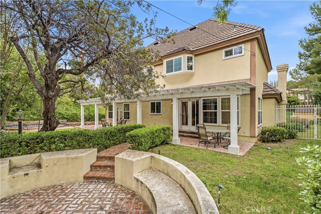 1249 Oakhaven Road Arcadia, CA 91006 - Photo 45 of 55 front view of a house with a yard