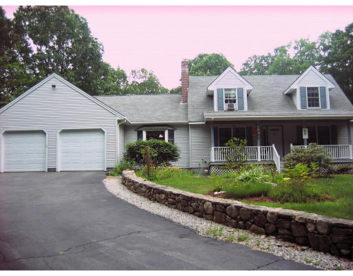 160 Chocolog Road Uxbridge, MA 01569 - Photo 1 of 1 Gallery Image 1