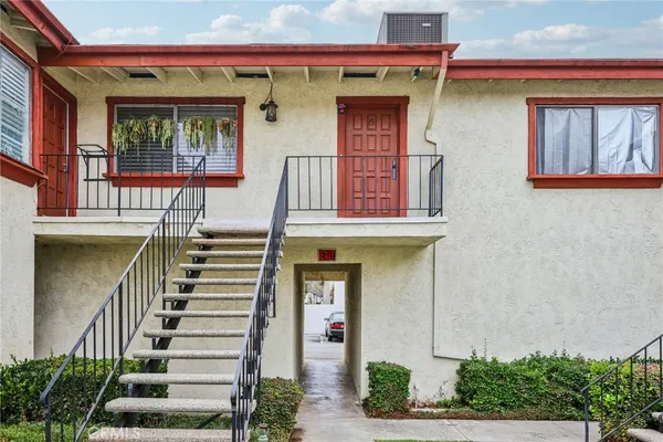 $319,000 | 738 South Chapel Avenue, Unit 15, Alhambra, CA 91801