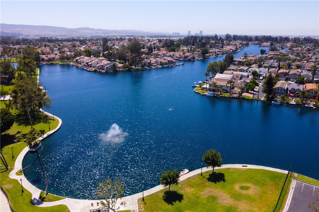 24602 Vía Raza Lake Forest, CA 92630 - Photo 32 of 34