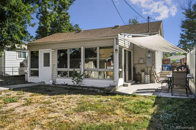 $440,000 | 911 Hanover Street, Aurora, CO 80010