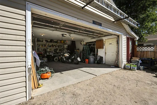 $440,000 | 911 Hanover Street, Aurora, CO 80010