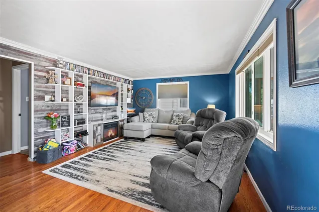 $440,000 | 911 Hanover Street, Aurora, CO 80010