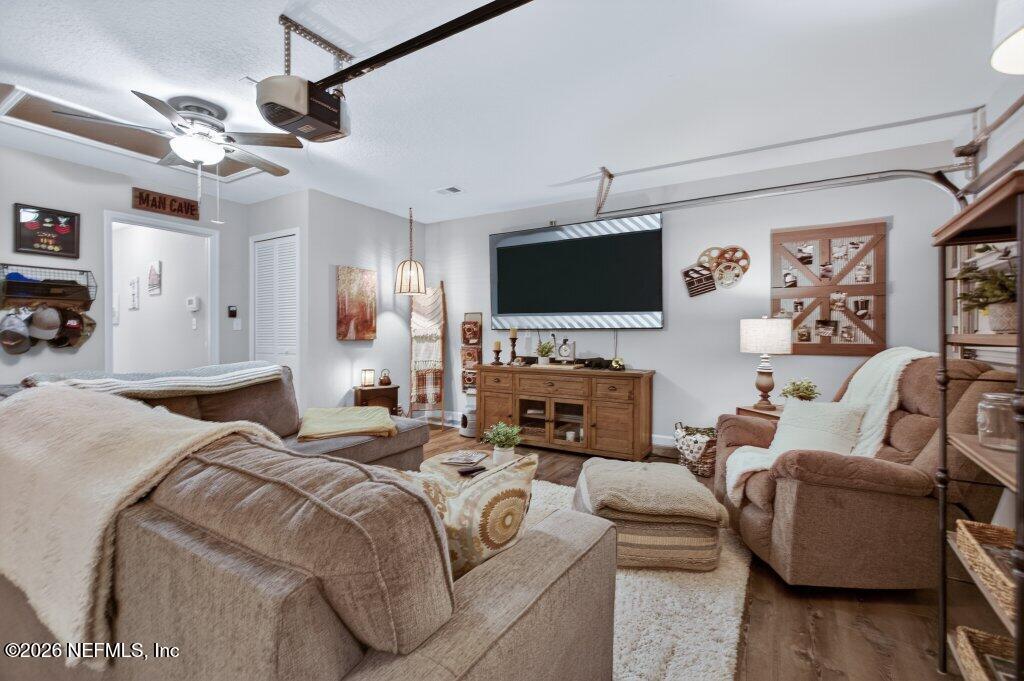 9652 Bridgeway Avenue Jacksonville, FL 32222 - Photo 25 of 35 046-9652BridgewayAvenue-Jacksonville-FL-