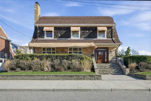 $4,400,000 | 156 B 147 Street | Neponsit