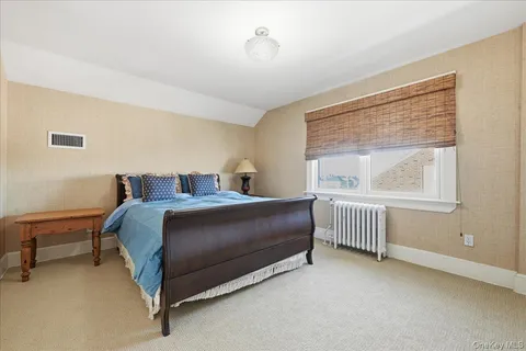 $3,875,000 | 156 B 147 Street | Neponsit