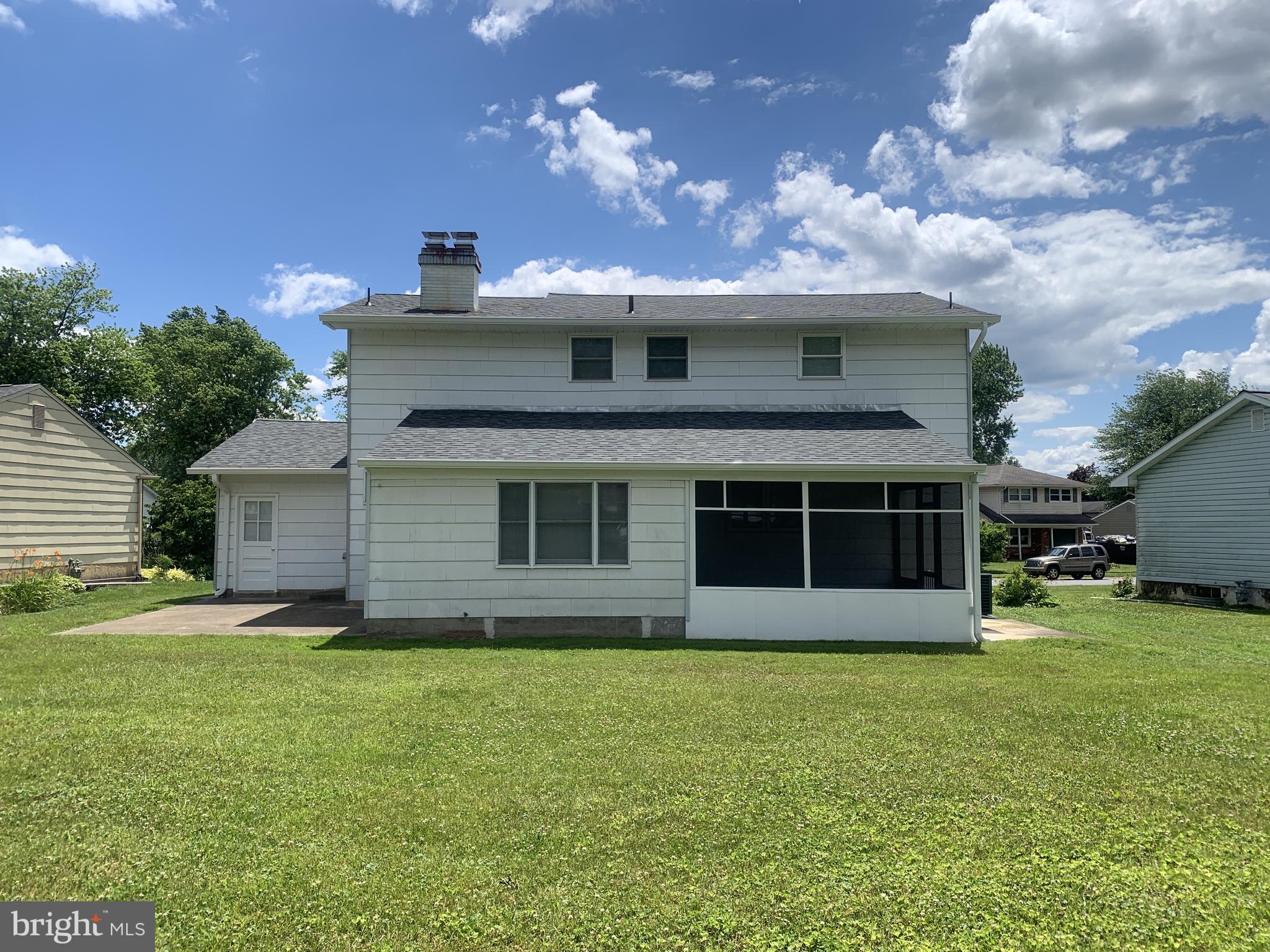 517 Garrick Road Hockessin, DE 19707 - Photo 5 of 45