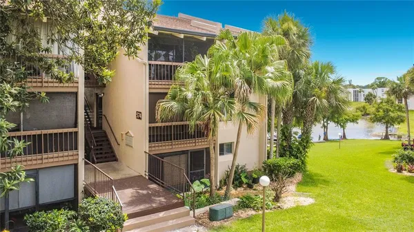 $134,000 | 574 Orange Drive, Unit 78, Altamonte Springs, FL 32701