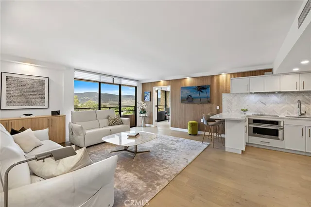 $498,000 | 24055 Paseo Del Lago, Unit 1063, Laguna Woods, CA 92637