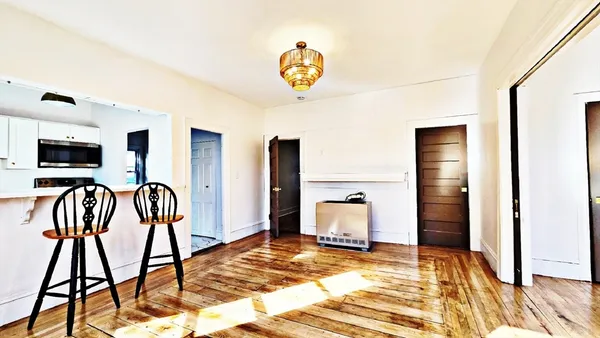 $2,500 | 181 Foster Street, Unit 2, Fall River, MA 02721