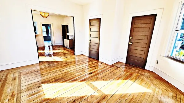 $2,500 | 181 Foster Street, Unit 2, Fall River, MA 02721