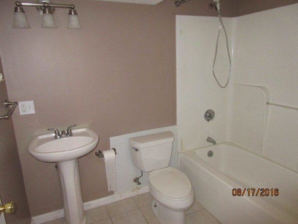 153 Nobscot Road, Unit 153 Sudbury, MA 01776 - Photo 14 of 18 a bathroom with a sink toilet and shower