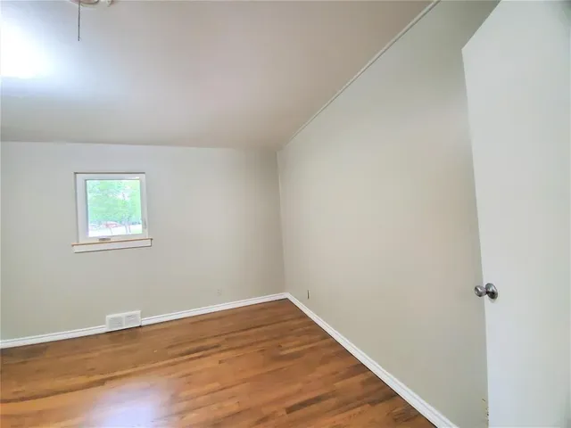 $1,990 | 2115 Glenwood Lane, Denton, TX 76209