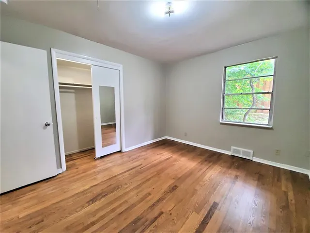 $1,990 | 2115 Glenwood Lane, Denton, TX 76209