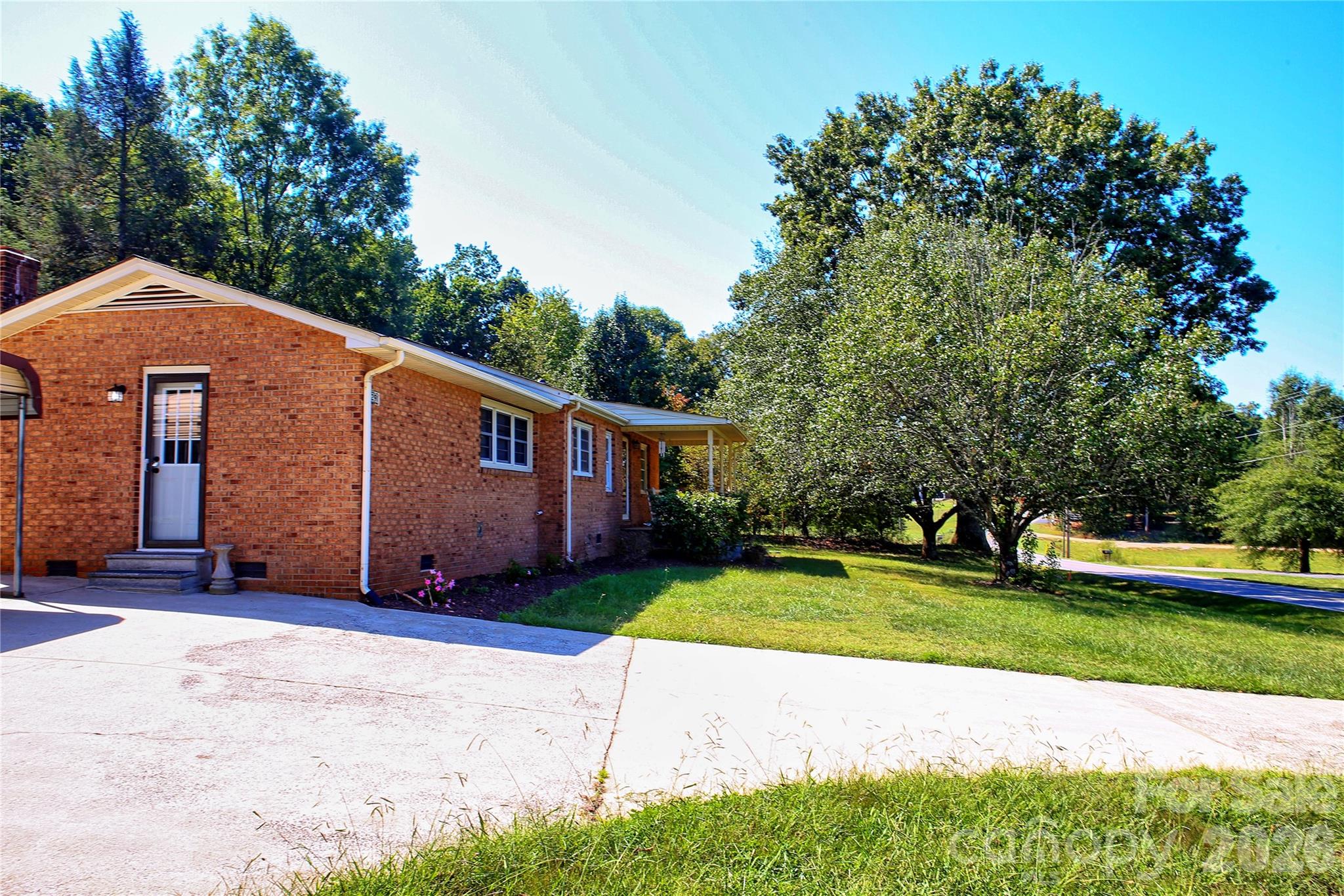 5291 East Bandys Cross Road Catawba, NC 28609 - Photo 3 of 6