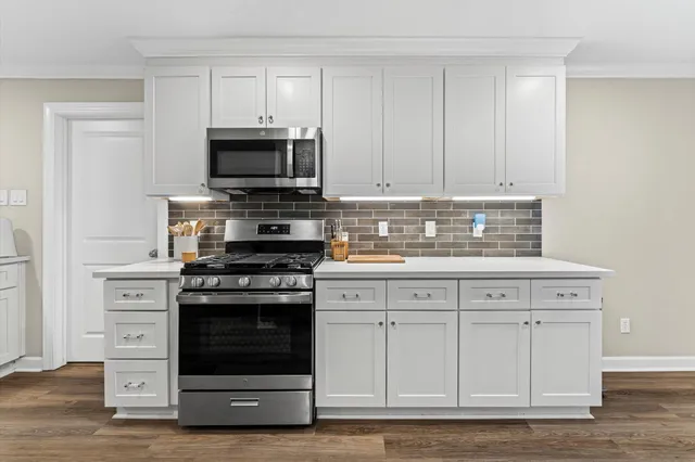 $345,000 | 710 North Kaufman Drive, Deer Park, TX 77536