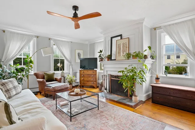 $484,900 | 45 Boardman Street, Unit 1, Newburyport, MA 01950