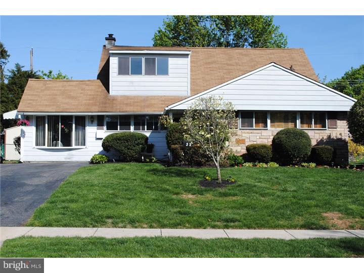 33 Hamlet Road Levittown, PA 19056 - Photo 1 of 15 Exterior Front