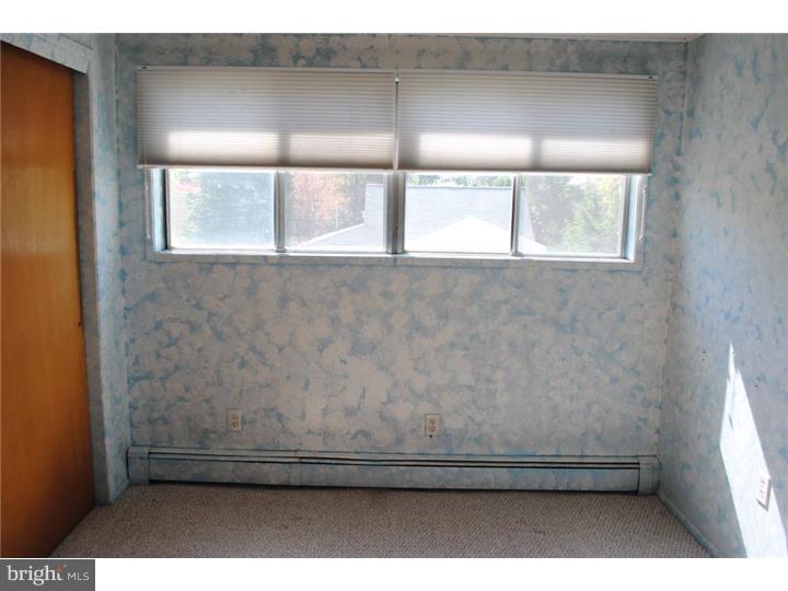 33 Hamlet Road Levittown, PA 19056 - Photo 10 of 15 Bedroom 2